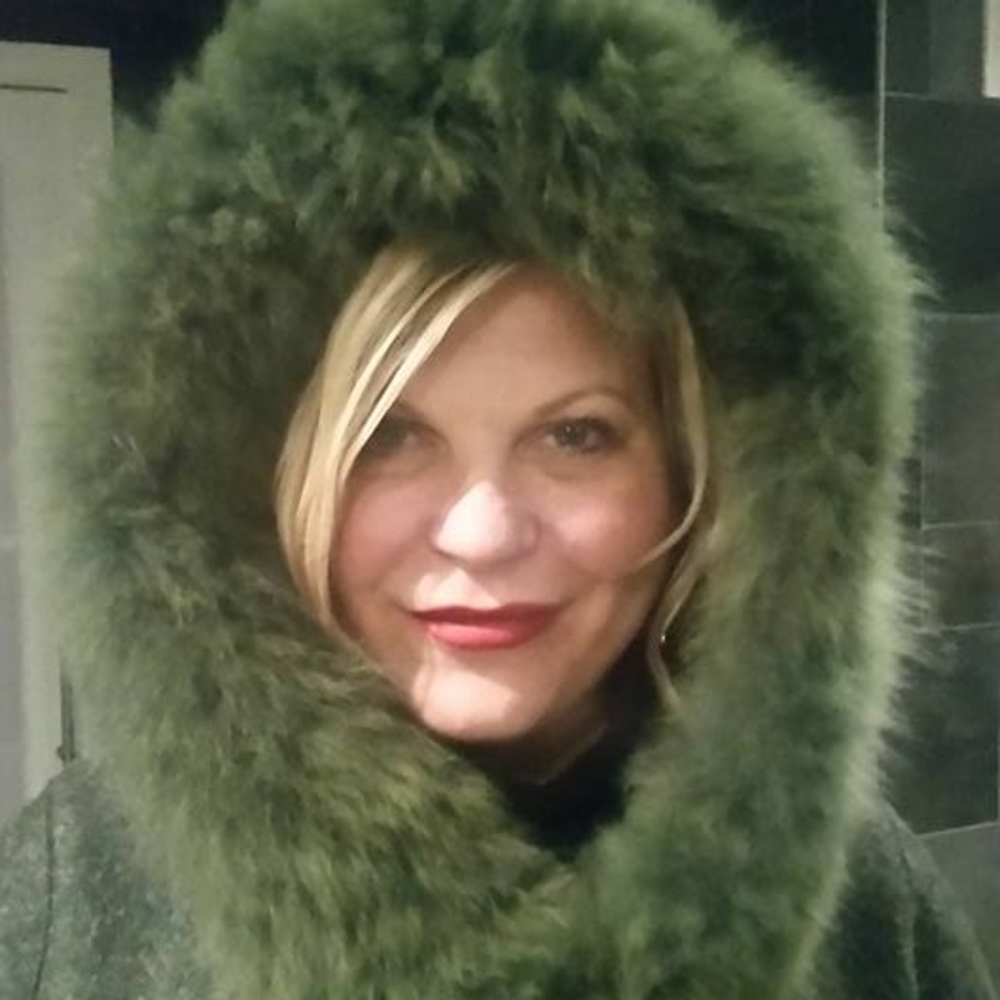 Meet your Posher, Kelly